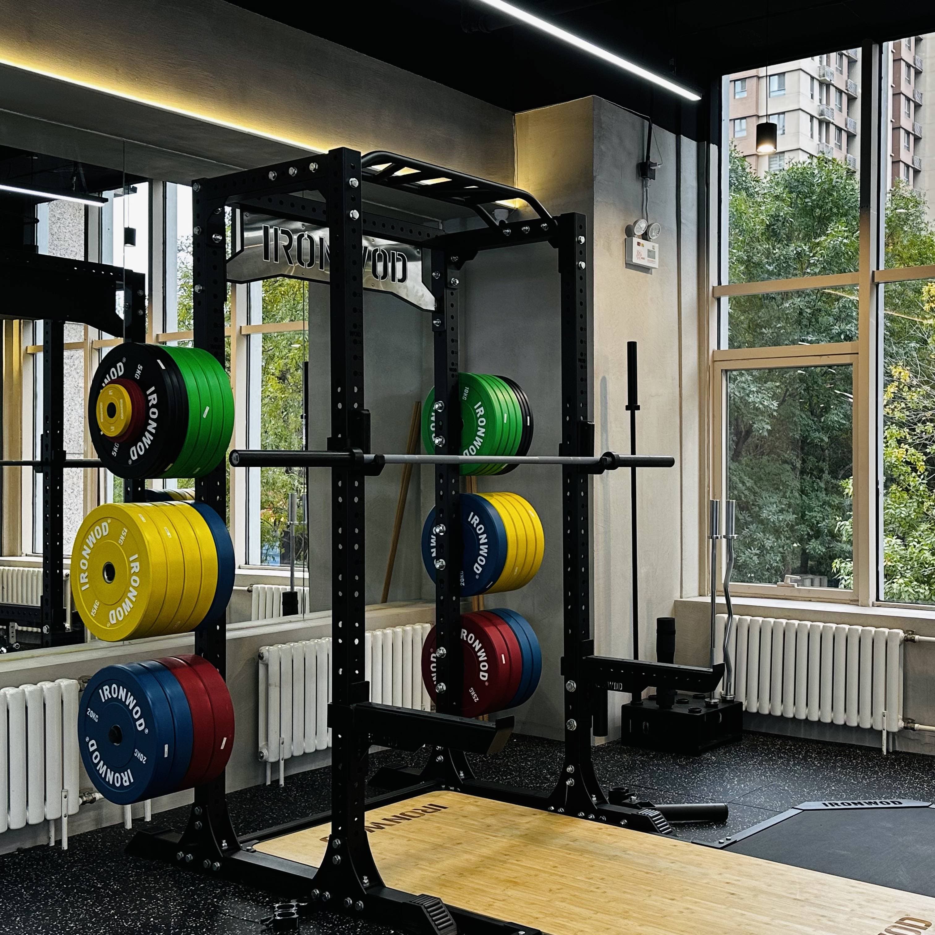 Pull-ups et muscle-ups : barres et accessoires pour progresser